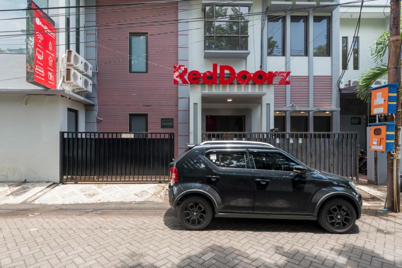 Reddoorz Near Grand City Mall 2 Surabaya Exterior photo